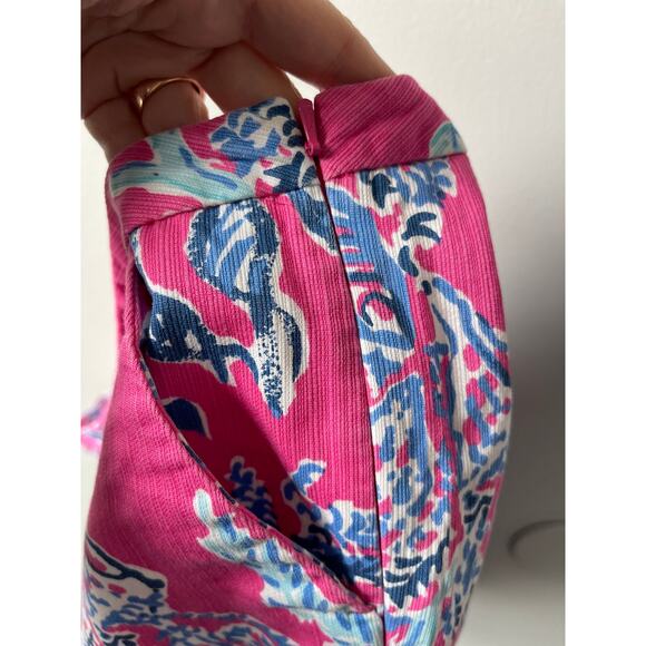 Lilly Pulitzer Coral Pink and Blue Adie Samba Print Summer Casual Shorts - Picture 5 of 6